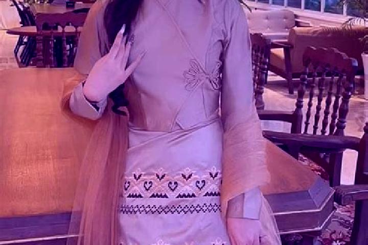 Eleanor, 26 — Escort in Thanhlyin, Myanmar