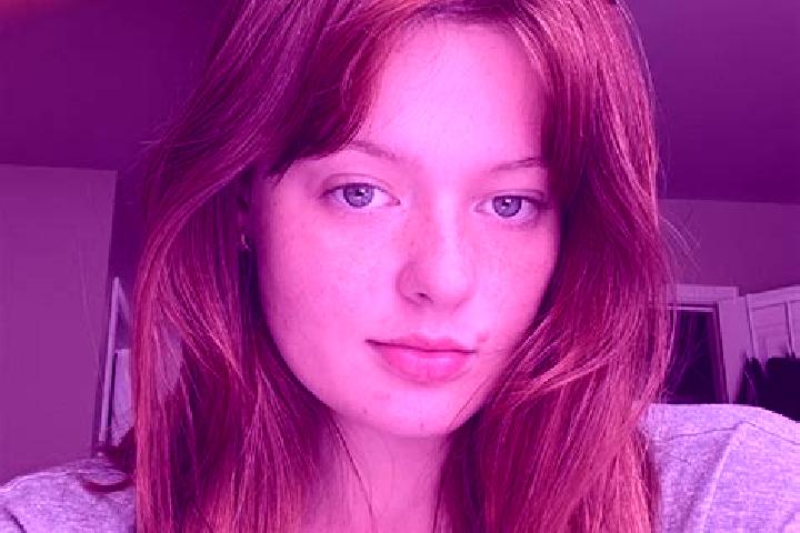 Eleanor, 27, a auburn grey-eyed mixed companion based in Garmabsard. Offering Overnight, Tantra, Domination. Available for incall and outcall, day and evenin...