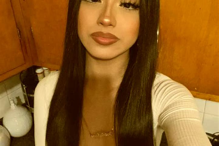 Eleanor, 27, a black dark-eyed latina companion based in El Dorado Springs. Offering Striptease, Duos, Dinner Date, Domination. Available for incall and outc...