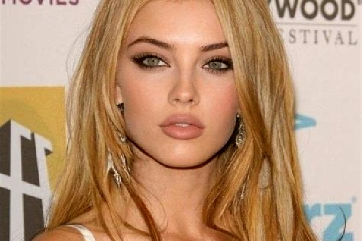 Eleanor, 27, a blonde hazel-eyed ebony companion based in Tynec nad Sazavou. Offering Couples, Dinner Date, 69, Tantra. Available for incall and outcall, ove...
