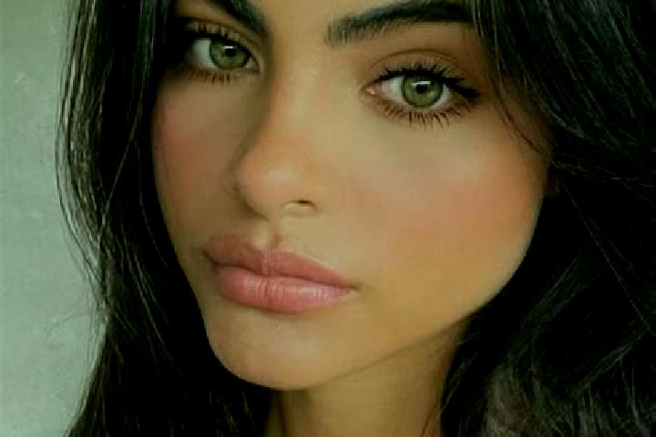 Eleanor, 27, a chestnut amber-eyed indian companion based in Kampong Ayer. Offering Deep French Kissing, Roleplay, Girlfriend Experience. Available for incal...