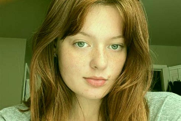 Eleanor, 27, a red blue-eyed indian companion based in Bunde. Offering OWO, A-Level, Deep French Kissing, Massage. Available for incall and outcall, overnigh...