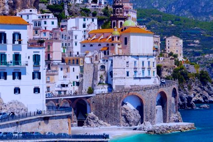 Eleanor, 27 — Escort in Cenisia, Italy