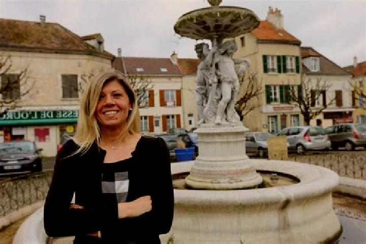 Eleanor, 27 — Escort in Crouy-sur-Ourcq, France