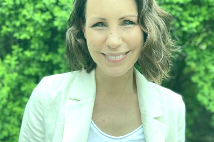 Eleanor, 27 — Escort in Hengsberg, Austria