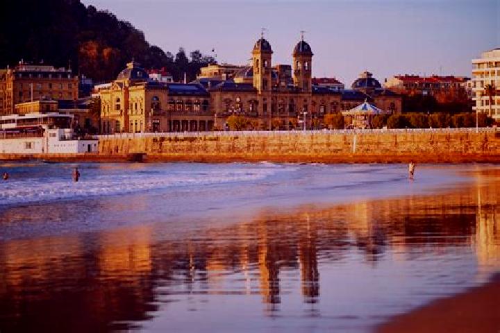 Eleanor, 27 — Escort in San Sebastian, Mexico
