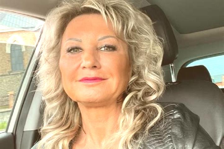 Eleanor, 27 — Escort in Steti, Czech Republic