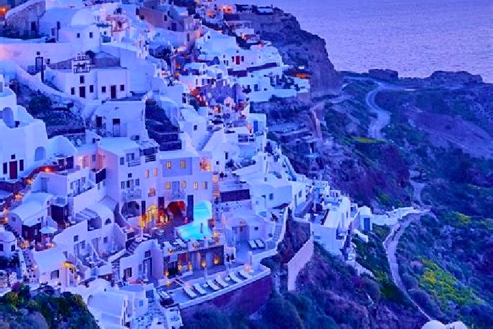 Eleanor, 27 — Escort in Thyrio, Greece
