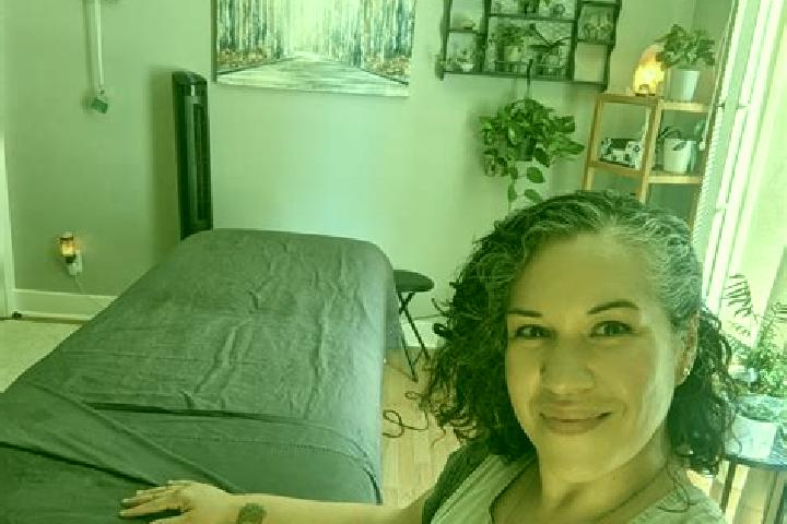 Eleanor, 28, a black grey-eyed caribbean companion based in Miaojie. Offering GFE, BDSM, CIM. Available for incall and outcall, day and evening dates.