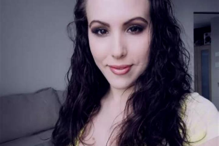 Eleanor, 28, a black grey-eyed european companion based in Waitati. Offering 69, Roleplay, Striptease, CIM, Erotic Massage. Available for incall and outcall,...