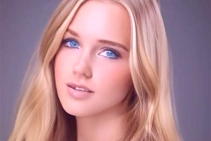 Eleanor, 28, a blonde amber-eyed mediterranean companion based in Vilanova de Bellpuig. Offering Deep French Kissing, BDSM, Domination, Girlfriend Experience...