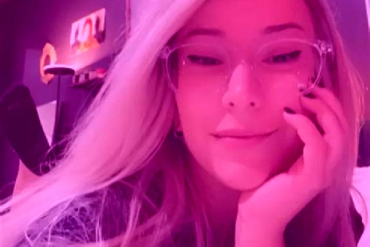 Eleanor, 28, a blonde grey-eyed caucasian companion based in Adolfo Lopez Mateos (El Tamarindo). Offering Striptease, A-Level, Overnight. Available for incal...