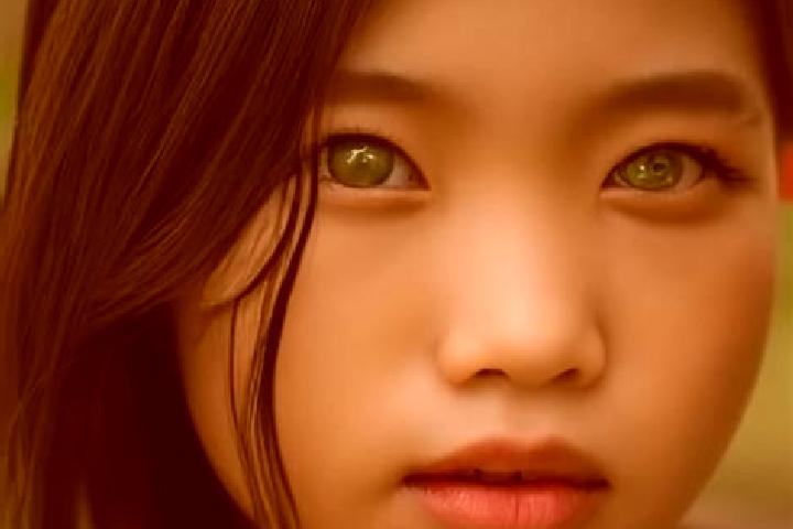 Eleanor, 28, a dark blonde green-eyed asian companion based in Furnissdale. Offering Travel Companion, BDSM, Girlfriend Experience. Available for incall and ...