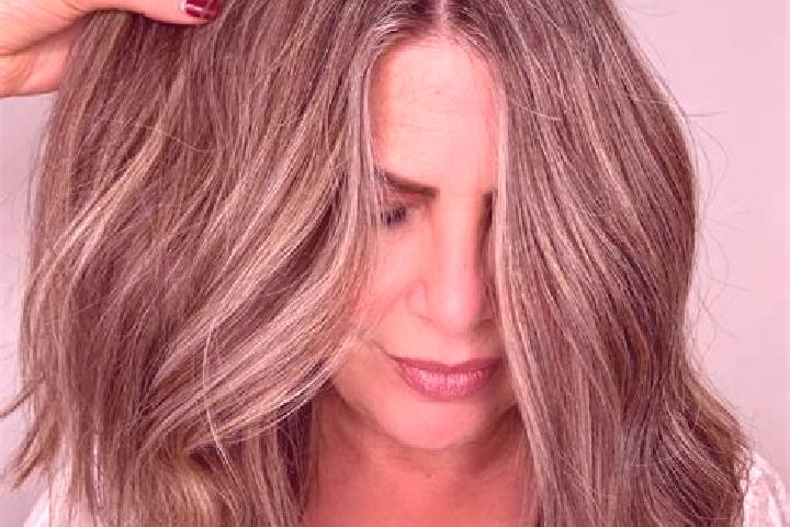 Eleanor, 28, a dark blonde grey-eyed european companion based in Duda. Offering BDSM, Deep French Kissing, Overnight, Tantra. Available for incall and outcal...