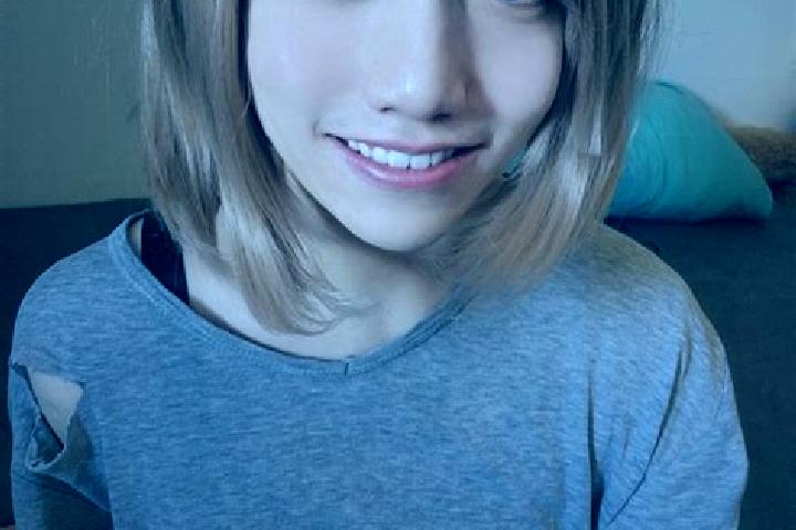 Eleanor, 28, a platinum blonde brown-eyed asian companion based in Rostrevor. Offering Domination, Couples, Striptease. Available for incall and outcall, ove...