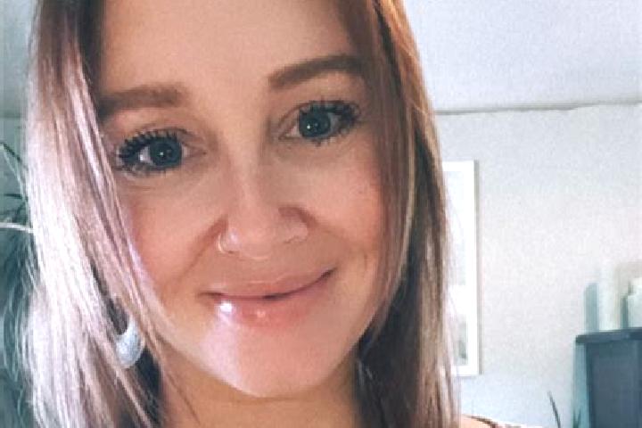 Eleanor, 28 — Escort in Butleigh, United Kingdom