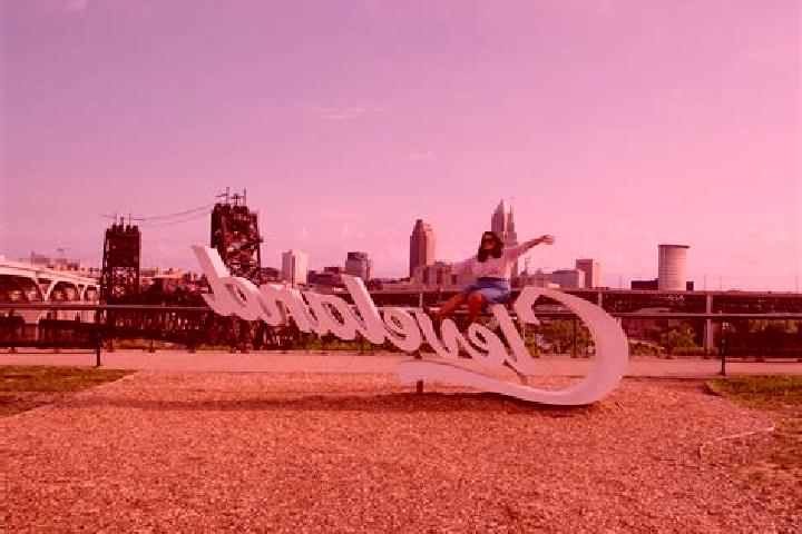 Eleanor, 28 — Escort in Cleveland, Canada