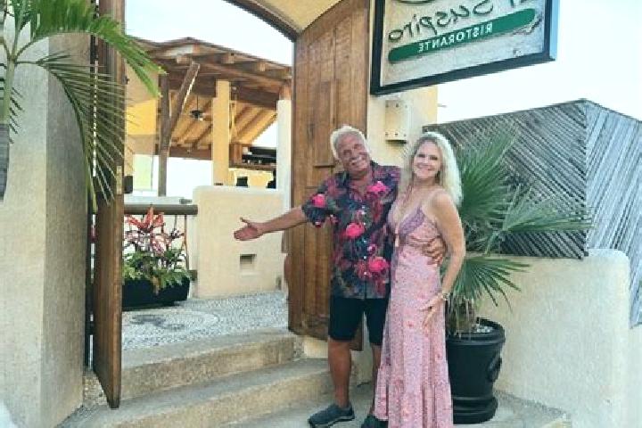 Eleanor, 28 — Escort in El Suspiro, Mexico
