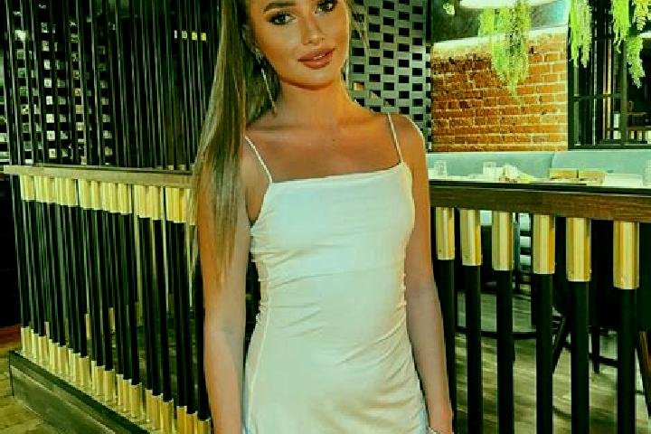 Eleanor, 28 — Escort in Kartaly, Russia