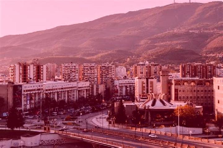 Eleanor, 28 — Escort in Kruseani, North Macedonia