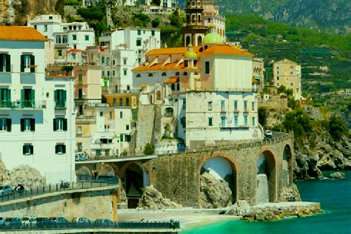 Eleanor, 28 — Escort in Spinadesco, Italy