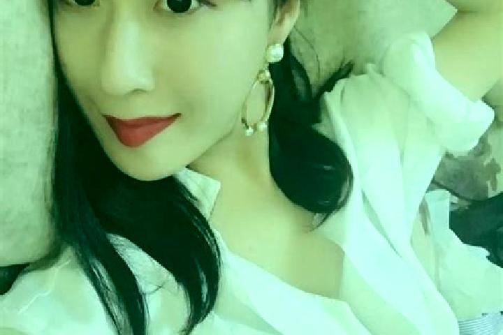 Eleanor, 28 — Escort in Wuzhong, China