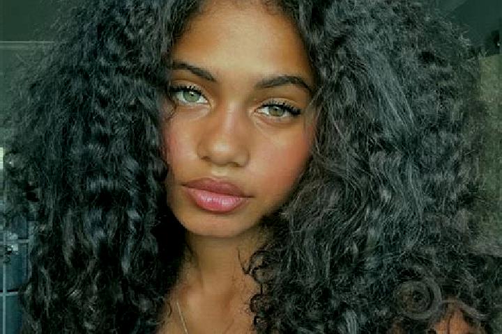 Eleanor, 29, a auburn blue-eyed ebony companion based in Gruenhainichen. Offering Prostate Massage, OWO, Massage, Erotic Massage, CIM. Available for incall a...