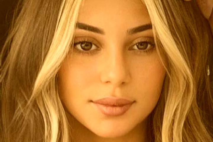 Eleanor, 29, a blonde brown-eyed ebony companion based in Landskrona. Offering GFE, Deep French Kissing, Travel Companion, Domination. Available for incall a...