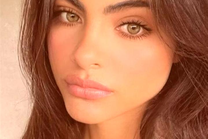 Eleanor, 29, a brunette grey-eyed indian companion based in Rossow. Offering BDSM, Massage, Girlfriend Experience. Available for incall and outcall, day and ...