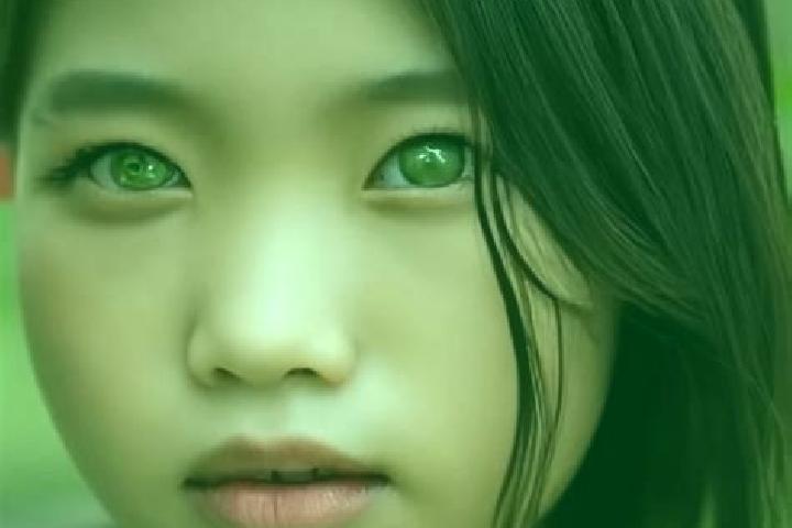 Eleanor, 29, a chestnut green-eyed asian companion based in Berghaupten. Offering Erotic Massage, Domination, CIM, Deep French Kissing. Available for incall ...
