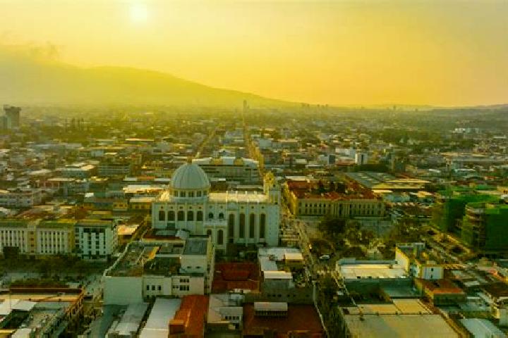 Eleanor, 29 — Escort in Ciudad Barrios, El Salvador