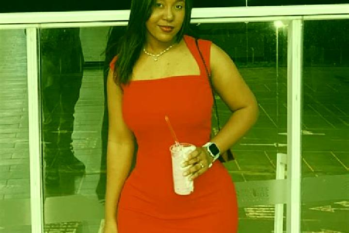 Eleanor, 29 — Escort in Guaraciama, Brazil