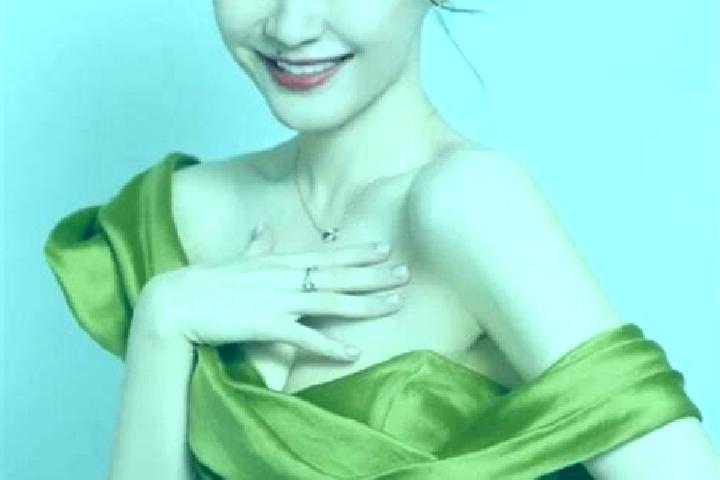 Eleanor, 29 — Escort in Jinjing, China