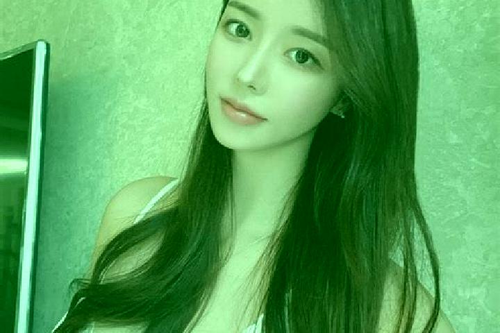 Eleanor, 29 — Escort in Langtian, China
