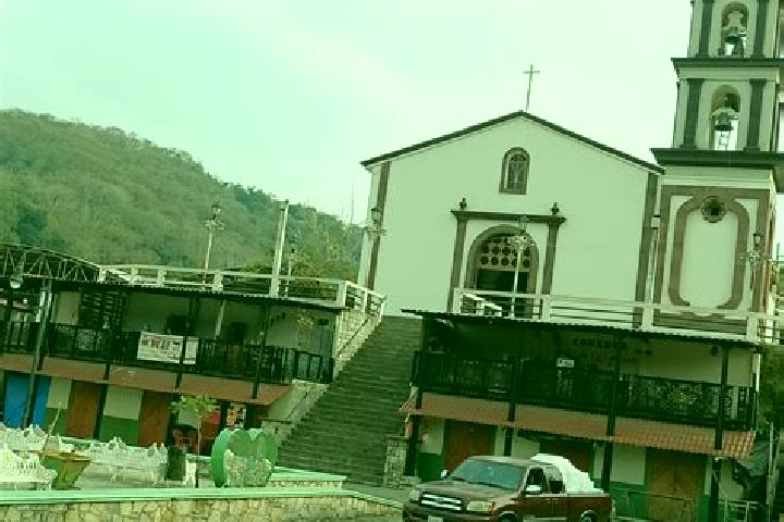 Eleanor, 29 — Escort in San Martin Chalchicuautla, Mexico