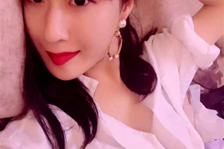 Eleanor, 29 — Escort in Suihua, China