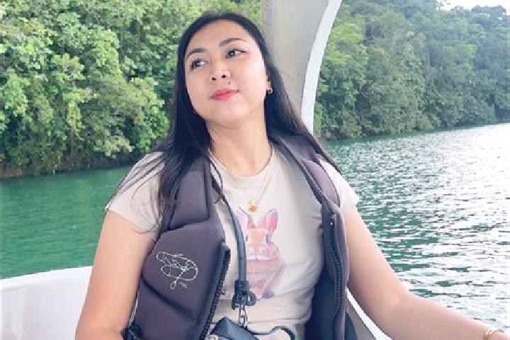 Eleanor, 29 — Escort in Tatau, Malaysia