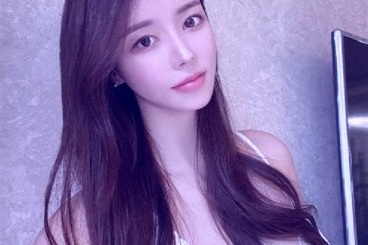 Eleanor, 29 — Escort in Wendengying, China