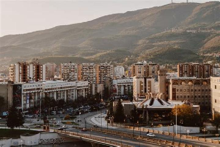 Eleanor, 29 — Escort in Zelenikovo, North Macedonia