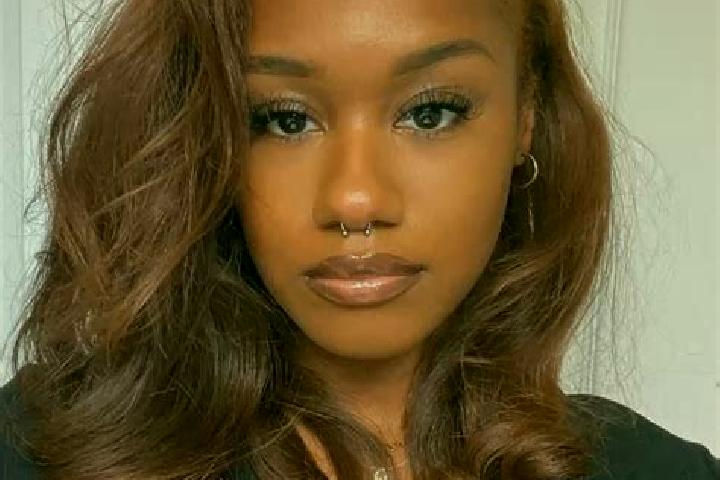 Eleanor, 30, a auburn brown-eyed ebony companion based in Gougnies. Offering Girlfriend Experience, A-Level, Dinner Date. Available for incall and outcall, d...