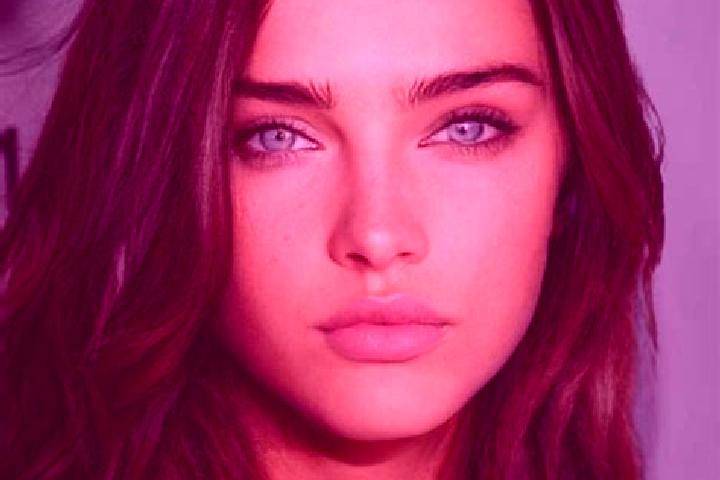 Eleanor, 30, a brunette green-eyed mixed companion based in Priboiu. Offering Deep French Kissing, Fetish, Erotic Massage. Available for incall and outcall, ...