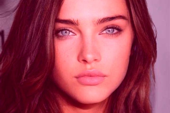 Eleanor, 30, a brunette grey-eyed caucasian companion based in Moeiwadi. Offering Overnight, Girlfriend Experience, Duos. Available for incall and outcall, o...
