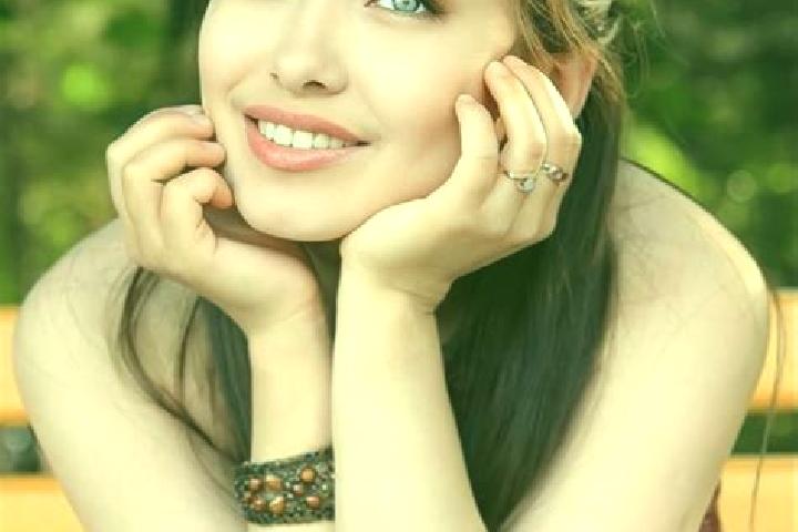 Eleanor, 30, a red blue-eyed asian companion based in Lamartine. Offering Domination, Erotic Massage, BDSM. Available for incall and outcall, overnight booki...