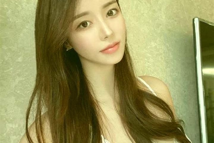 Eleanor, 30 — Escort in Bieqiao, China