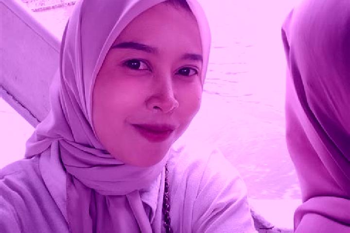 Eleanor, 30 — Escort in Kedungreja, Indonesia