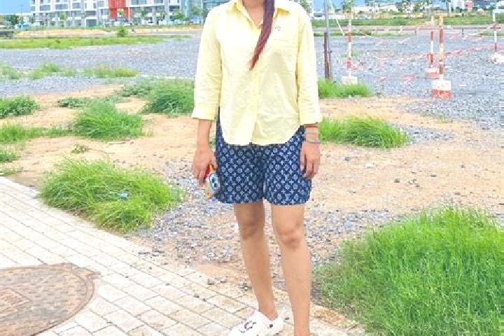Eleanor, 30 — Escort in Neang Sav, Cambodia