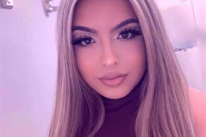 Eleanor, 31, a blonde amber-eyed latina companion based in Claudelands. Offering Tantra, Prostate Massage, Fetish. Available for incall and outcall, day and ...