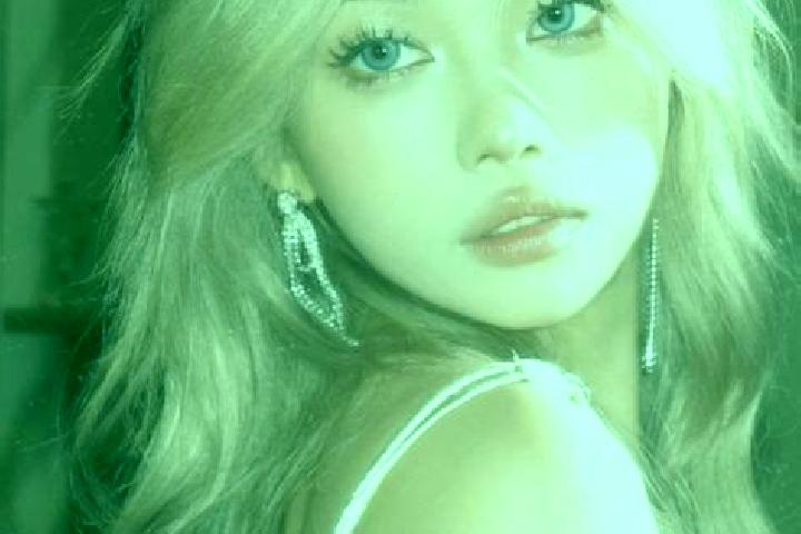 Eleanor, 31, a blonde blue-eyed asian companion based in Kamalshahr. Offering Party Girl, Roleplay, Girlfriend Experience, A-Level. Available for incall and ...