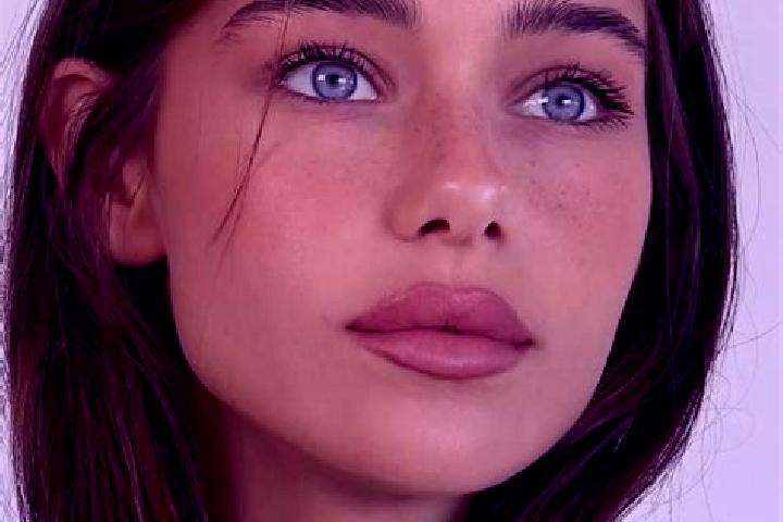 Eleanor, 31, a brunette brown-eyed european companion based in Rio Congo. Offering Erotic Massage, OWO, Dinner Date, Travel Companion. Available for incall a...