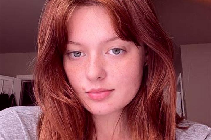 Eleanor, 31, a red brown-eyed slavic companion based in Olazagutia. Offering Dinner Date, Erotic Massage. Available for incall and outcall, overnight booking...
